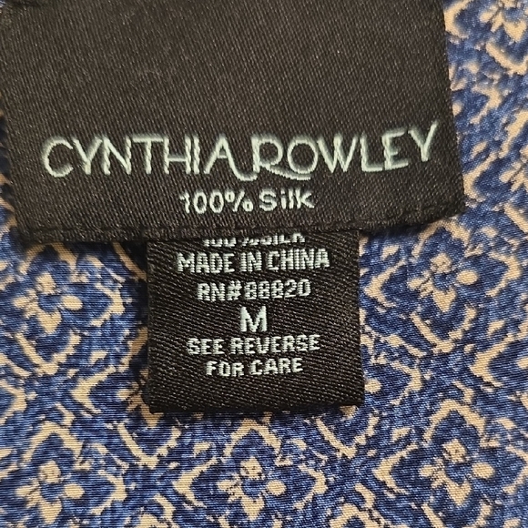 Cynthia Rowley Silk Blue Geometric Blouse - Picture 10 of 12